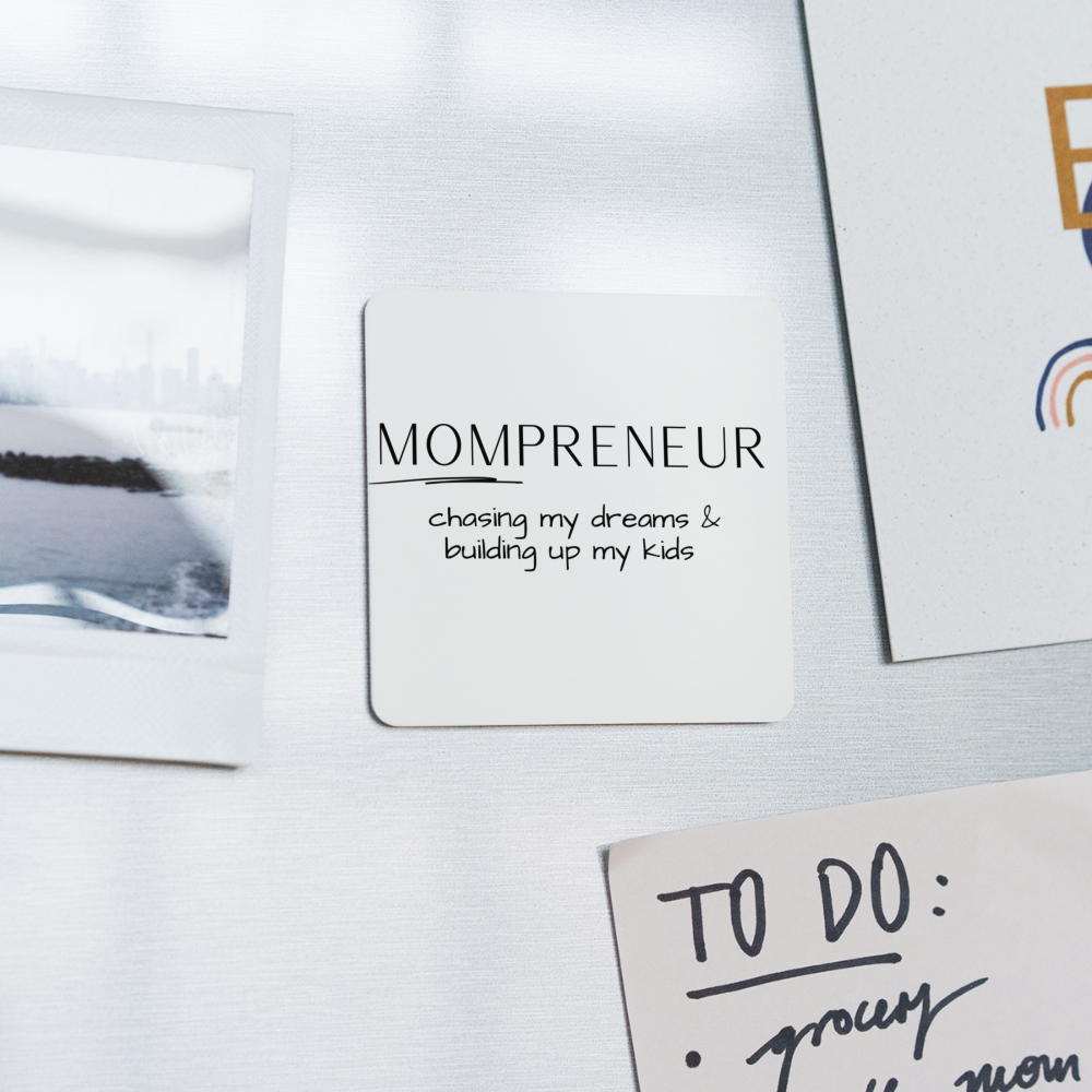 Mompreneur 3: Square Magnet - white